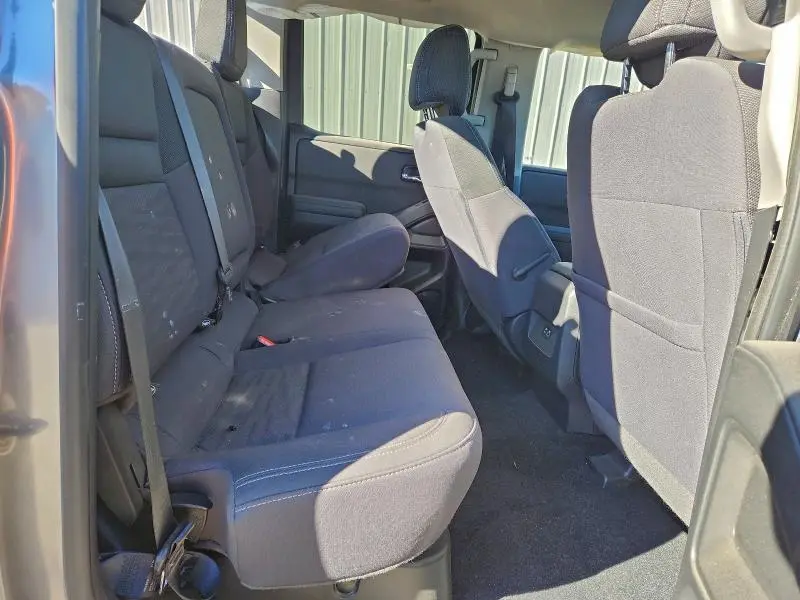 2023 NISSAN FRONTIER S  