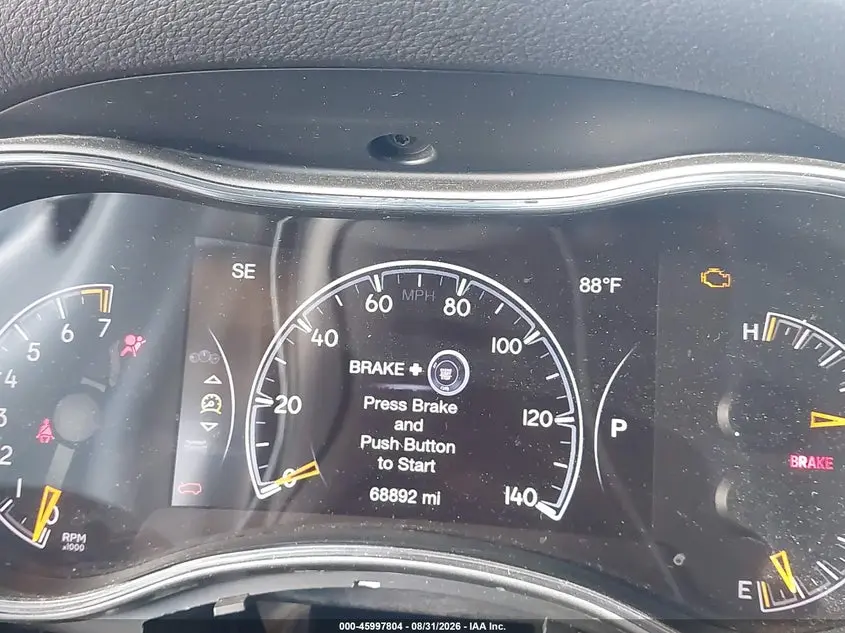 2019 JEEP GRAND CHEROKEE ALTITUDE 4X2