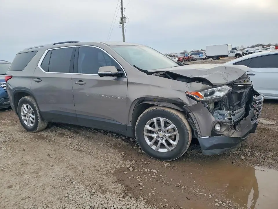 2018 CHEVROLET TRAVERSE LT  