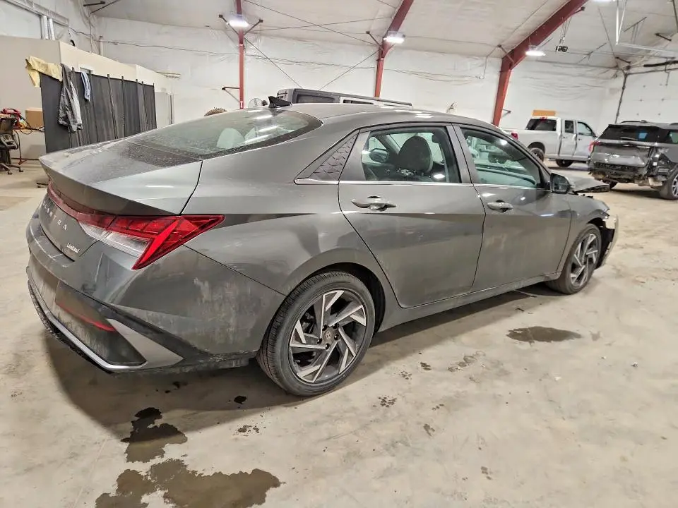 2025 HYUNDAI ELANTRA LIMITED  
