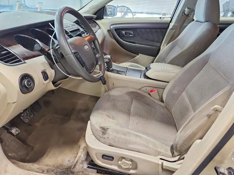 2011 FORD TAURUS SEL  