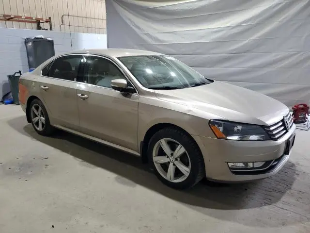 2015 VOLKSWAGEN PASSAT S  