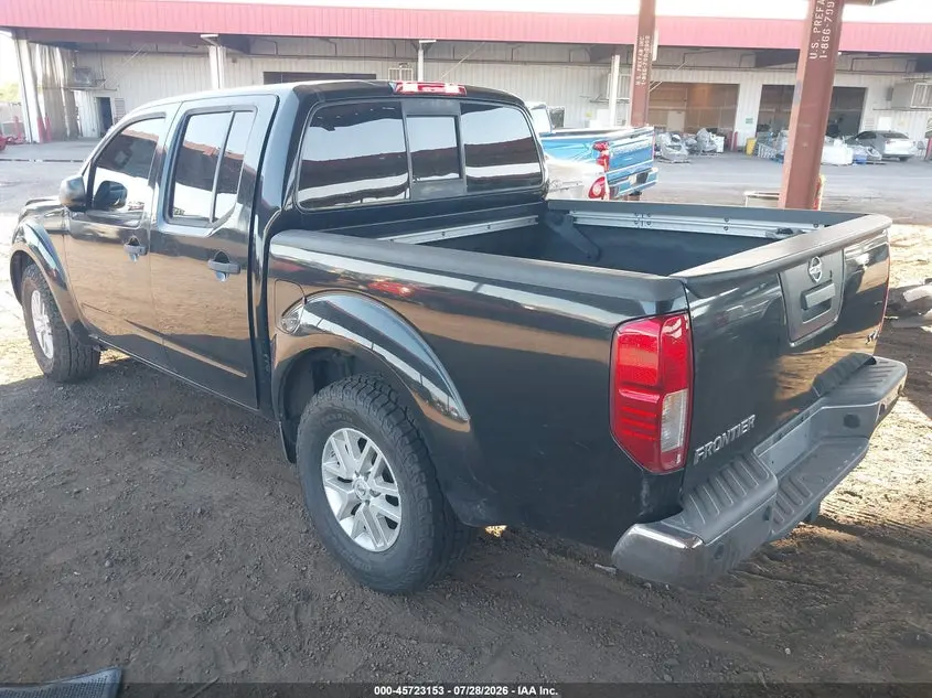 2016 NISSAN FRONTIER SV
