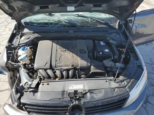 2011 VOLKSWAGEN JETTA SE  
