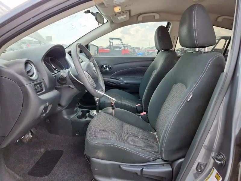 2017 NISSAN VERSA S  