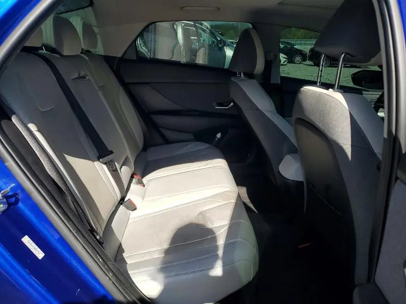 2022 HYUNDAI ELANTRA LIMITED  