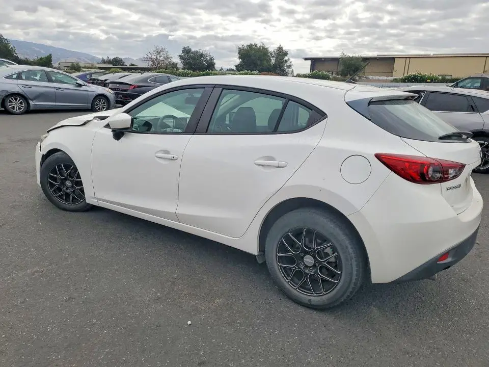 2015 MAZDA 3 SPORT  