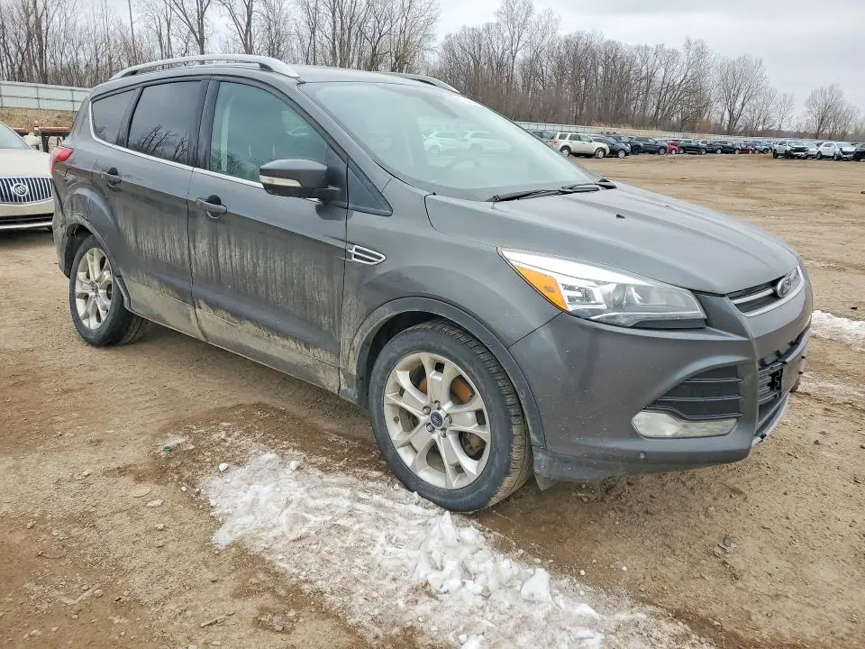 2016 FORD ESCAPE TITANIUM  