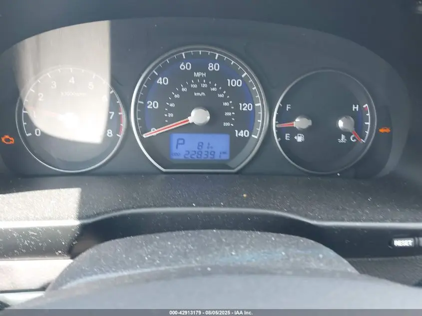 2010 HYUNDAI SANTA FE SE