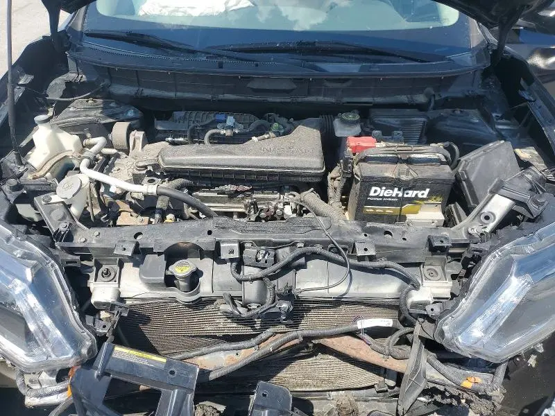 2015 NISSAN ROGUE SV  