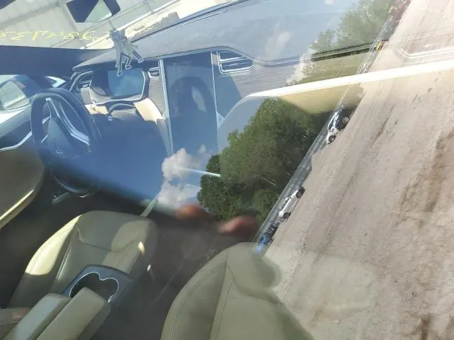 2015 TESLA MODEL S 85D  