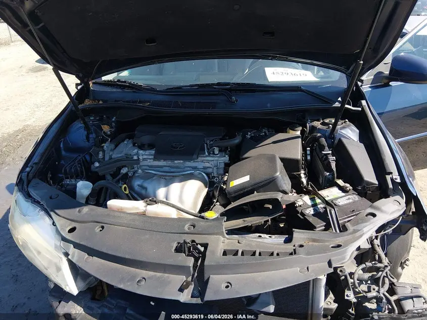 2015 TOYOTA CAMRY LE
