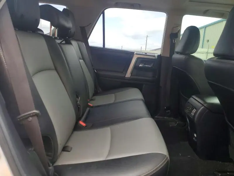 2019 TOYOTA 4RUNNER SR5 PREMIUM  