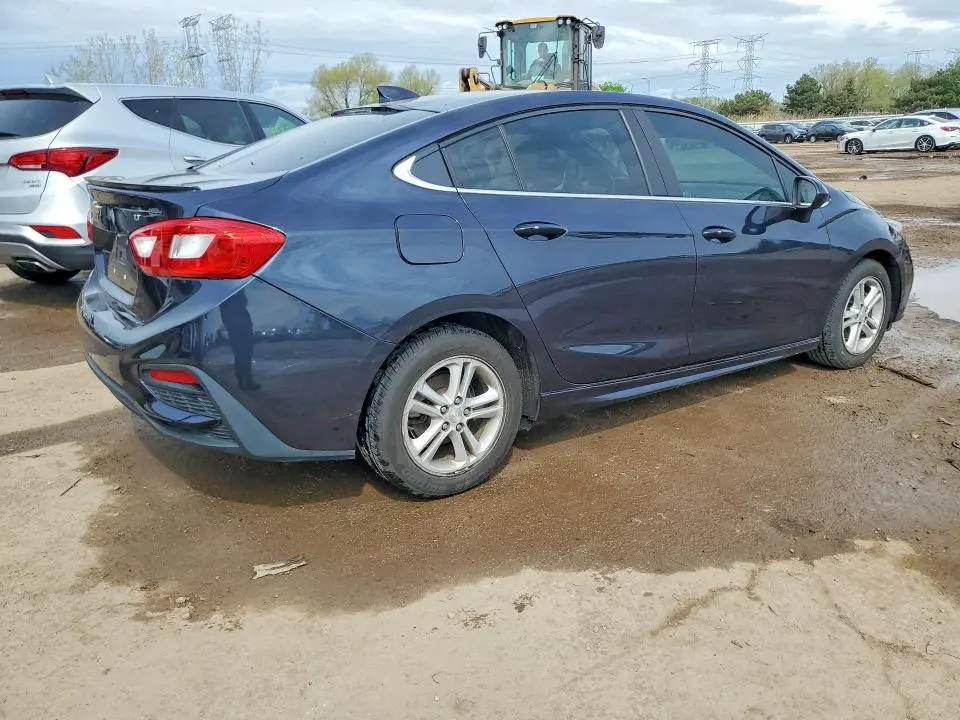 2016 CHEVROLET CRUZE LT  