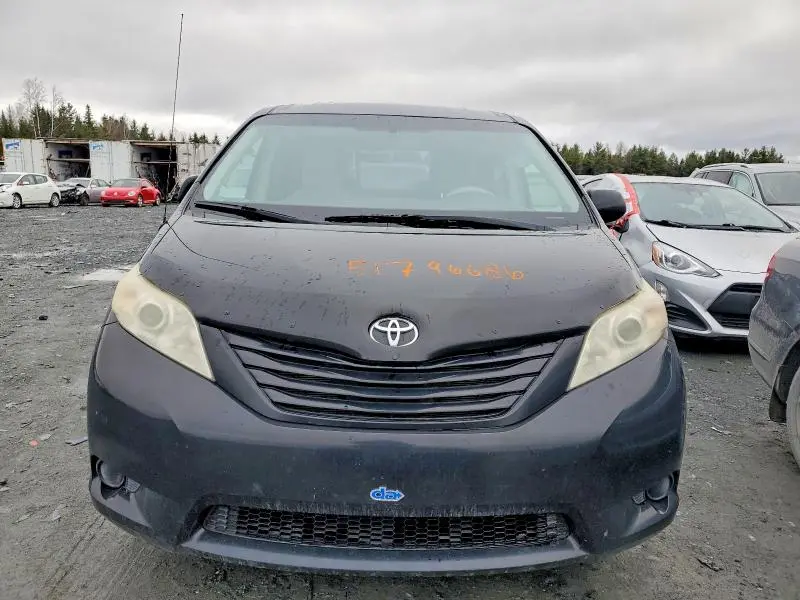 2012 TOYOTA SIENNA BASE 7-PASSENGER  