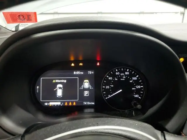 2024 NISSAN KICKS SR  