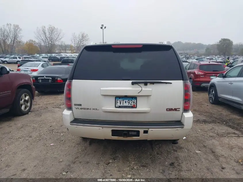 2011 GMC YUKON XL 1500 DENALI