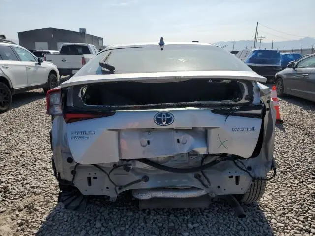 2022 TOYOTA PRIUS LE  