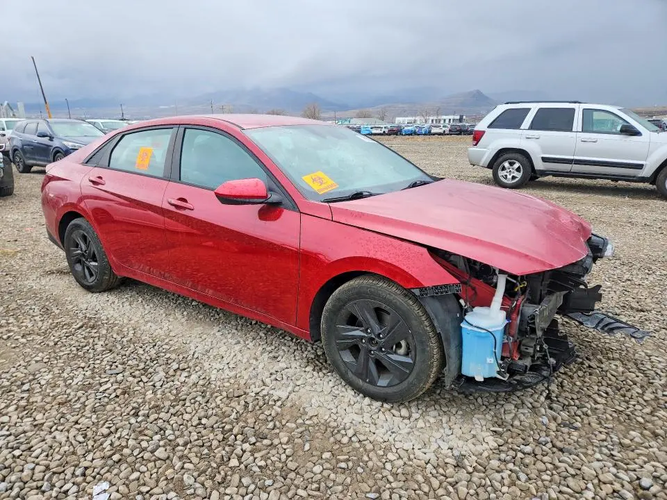2021 HYUNDAI ELANTRA SEL  