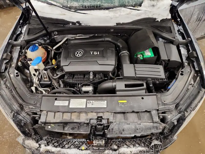 2016 VOLKSWAGEN PASSAT SE  