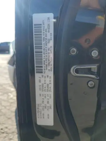 2015 RAM 1500 SLT  
