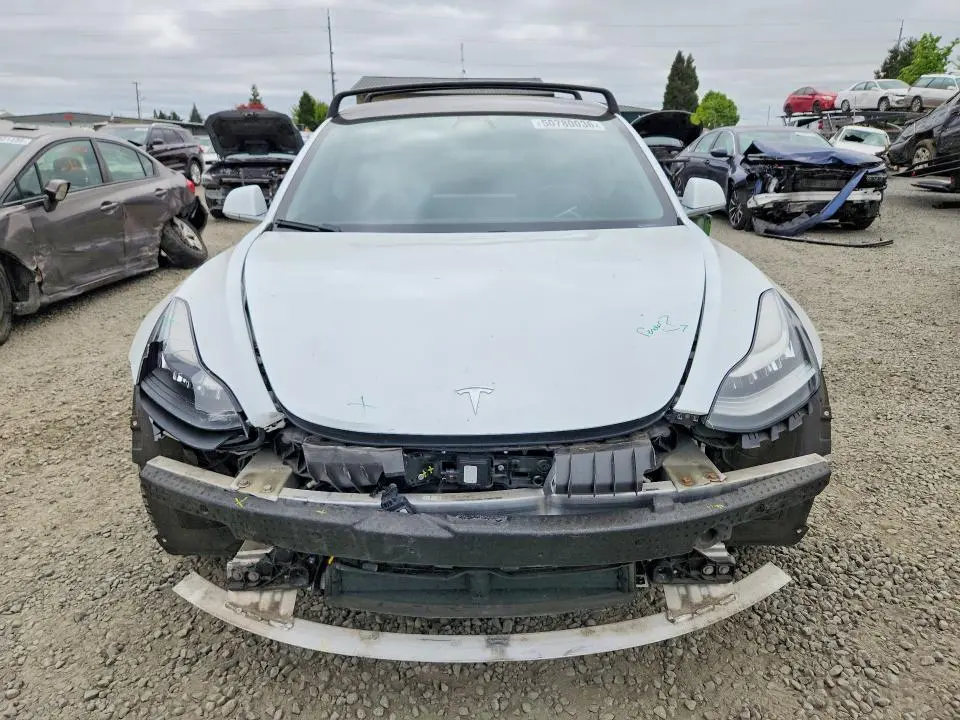 2018 TESLA MODEL 3   