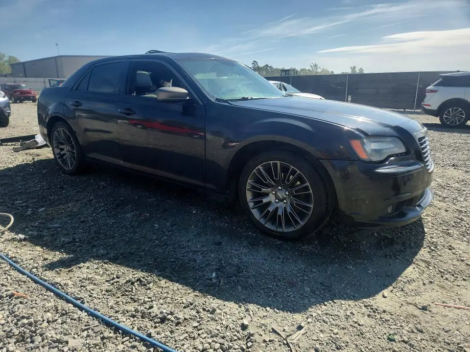 2013 CHRYSLER 300C VARVATOS  