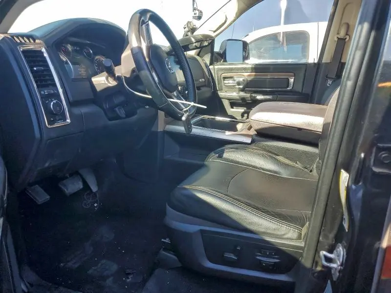 2016 RAM 2500 LARAMIE  