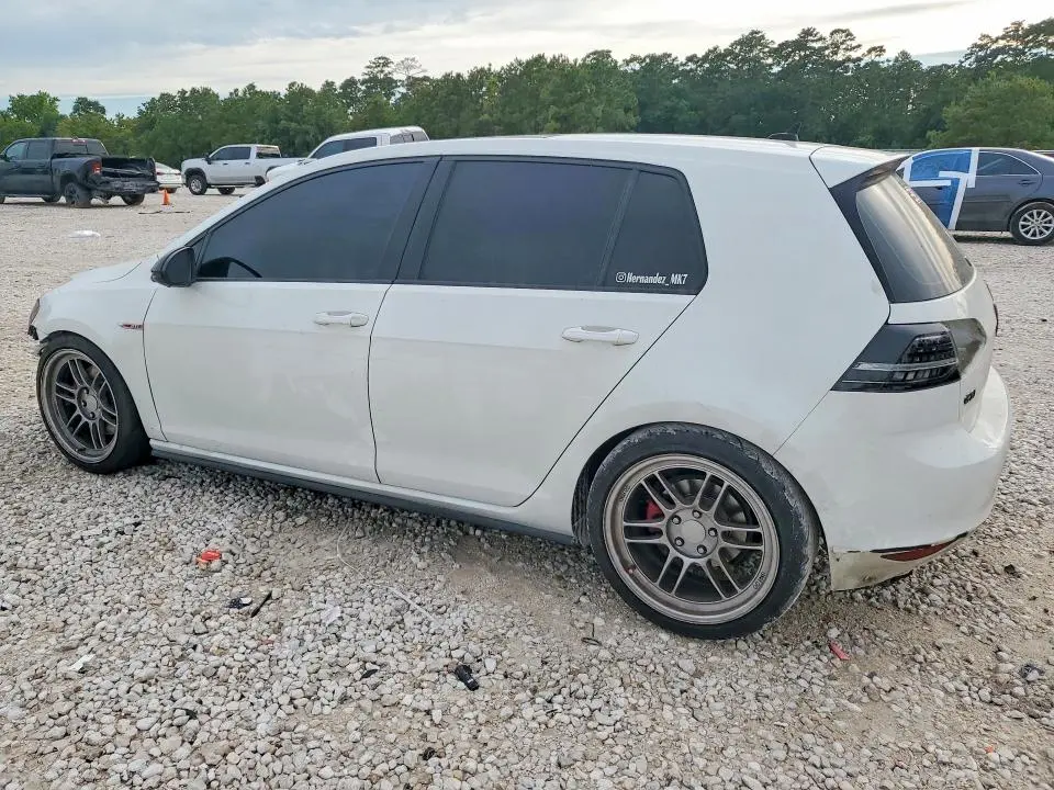 2015 VOLKSWAGEN GTI   