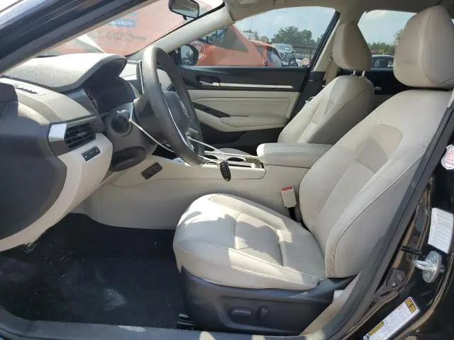 2021 NISSAN ALTIMA SV  