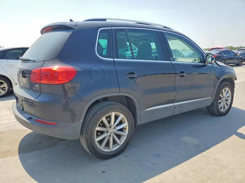 2017 VOLKSWAGEN TIGUAN WOLFSBURG  
