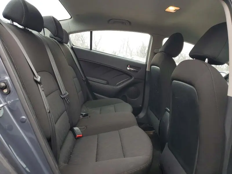2016 KIA FORTE LX  