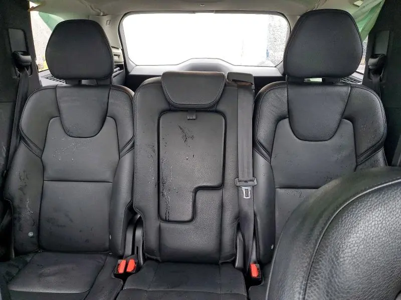 2016 VOLVO XC90 T6  
