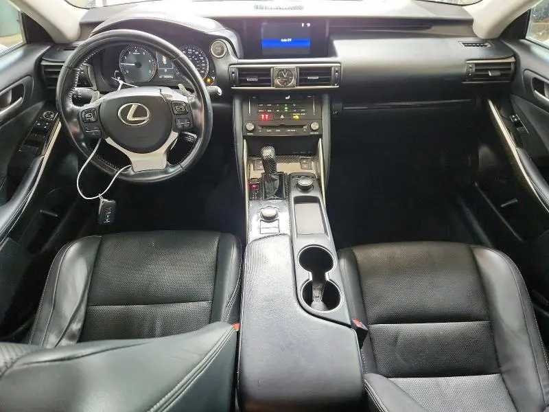 2018 LEXUS IS 300 BASE  