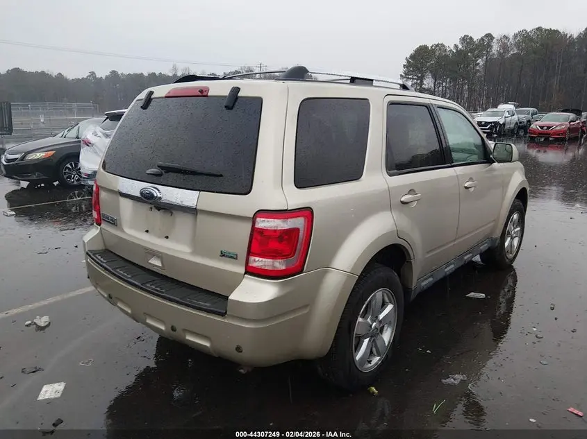 2011 FORD ESCAPE LIMITED
