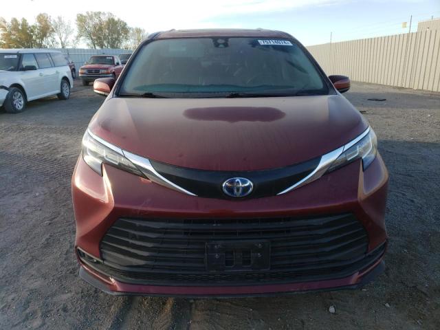 2021 TOYOTA SIENNA LE