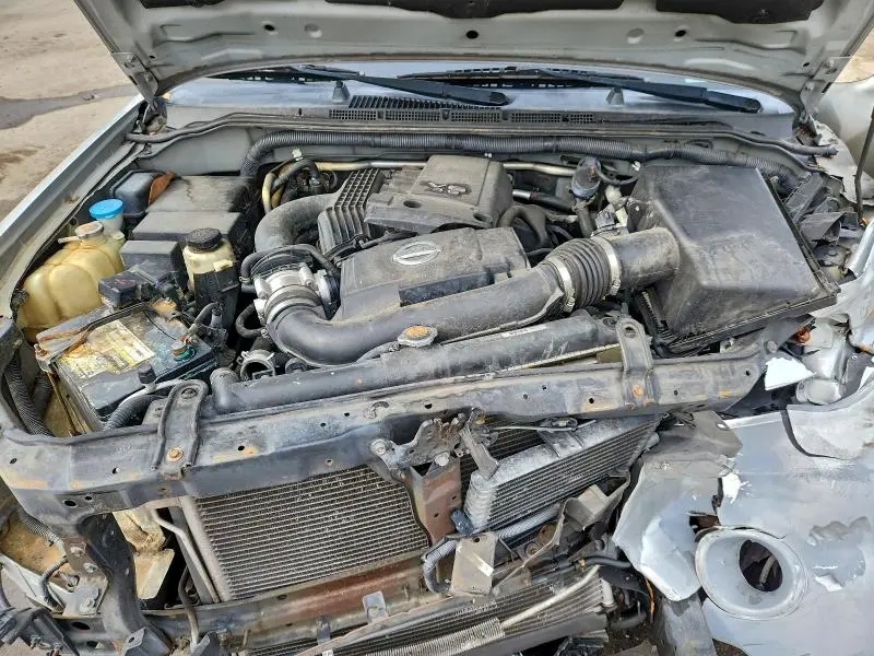 2012 NISSAN PATHFINDER S  