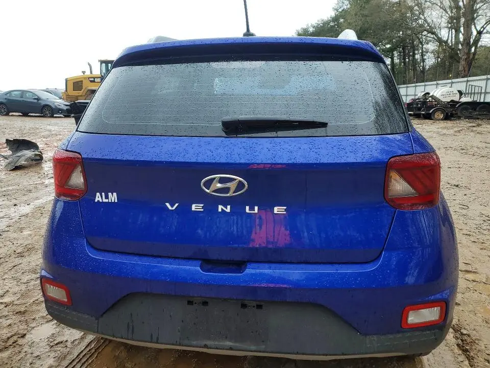 2025 HYUNDAI VENUE LIMITED  