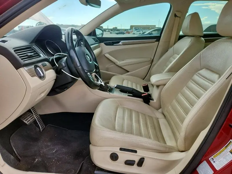 2017 VOLKSWAGEN PASSAT SEL PREMIUM  