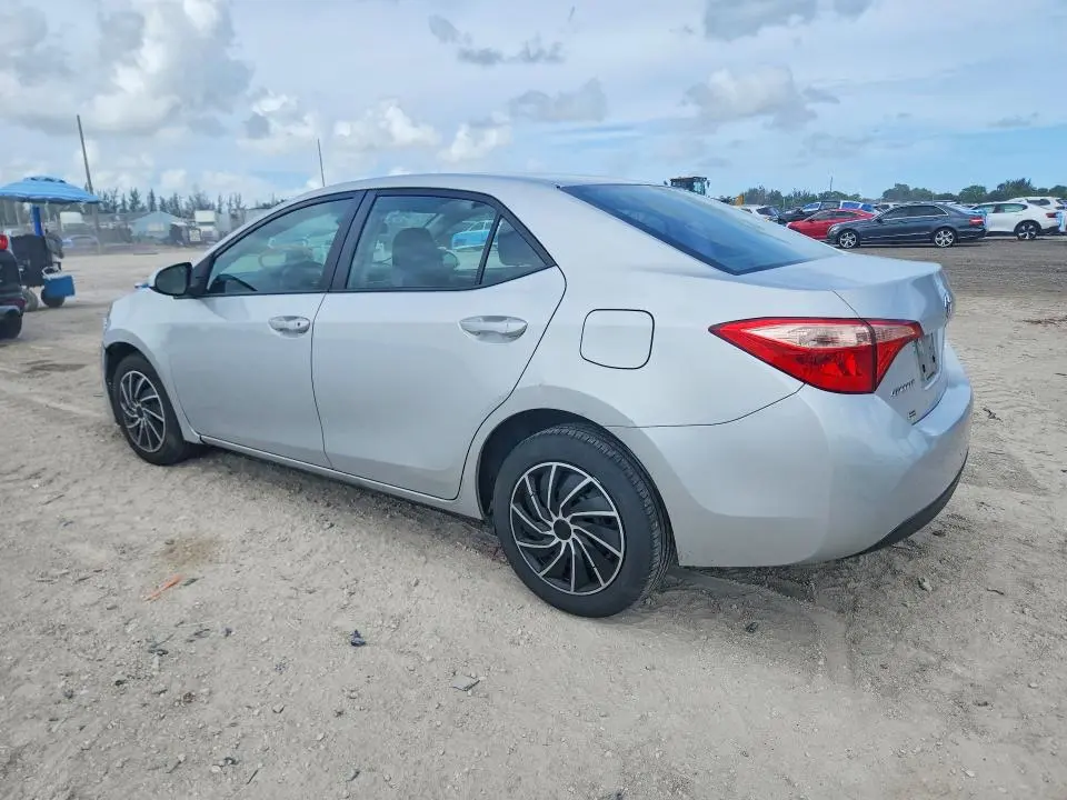 2017 TOYOTA COROLLA LE  