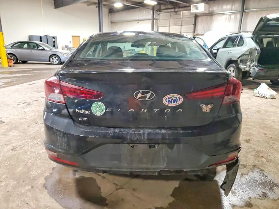 2020 HYUNDAI ELANTRA SE  