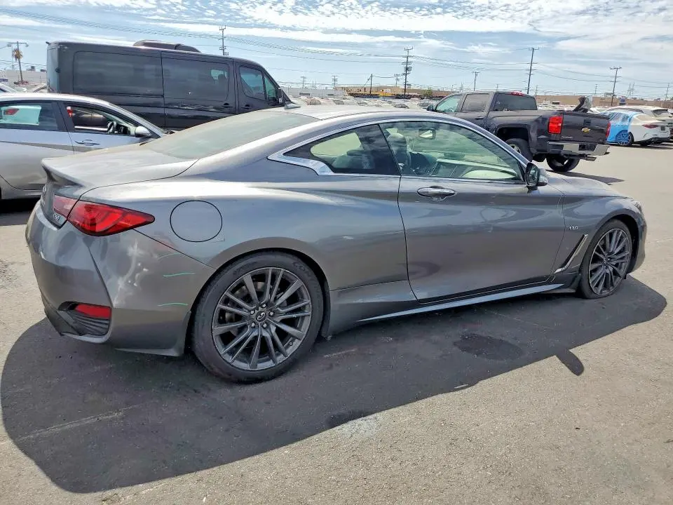 2019 INFINITI Q60 3.0T LUXE  