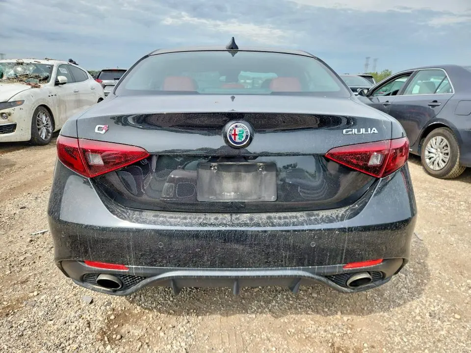 2018 ALFA ROMEO GIULIA TI Q4  