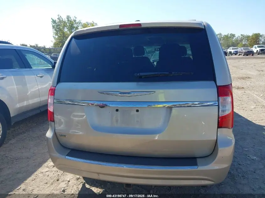 2016 CHRYSLER TOWN & COUNTRY TOURING