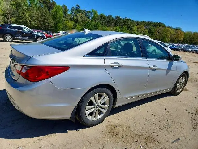 2012 HYUNDAI SONATA GLS  