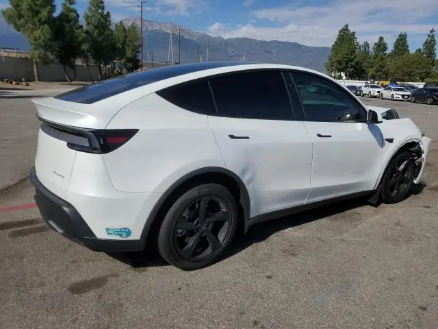 2026 TESLA MODEL Y   