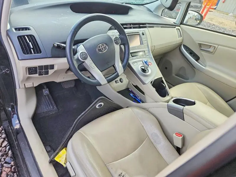 2014 TOYOTA PRIUS FOUR  