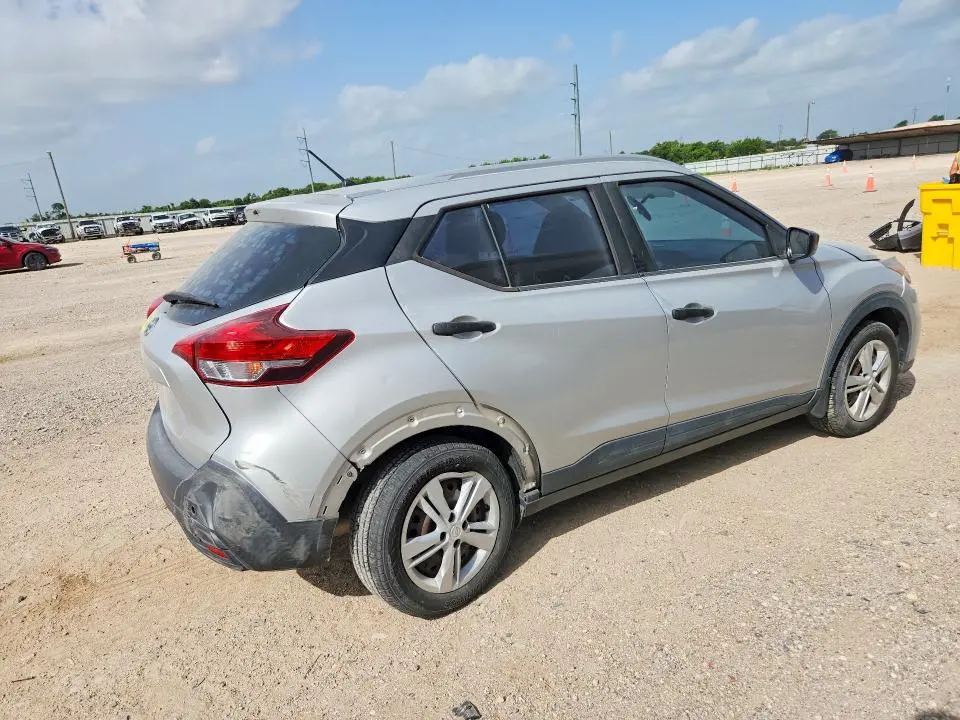 2019 NISSAN KICKS S  