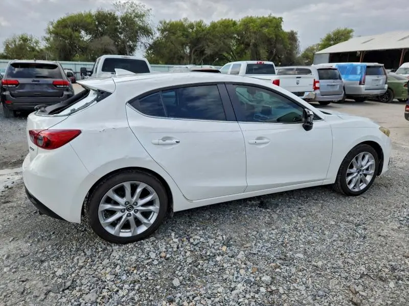 2016 MAZDA 3 TOURING  