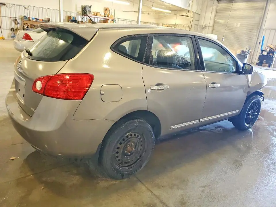 2011 NISSAN ROGUE S  